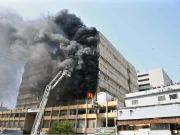 کراچی: ایم اے جناح روڈ پر کثیرالمنزلہ عمارت میں رواں ماہ دوسری بار آتشزدگی