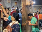 بھارت؛ مندر میں پجاریوں نے اے سی کا پانی مقدس سمجھ کر پی لیا